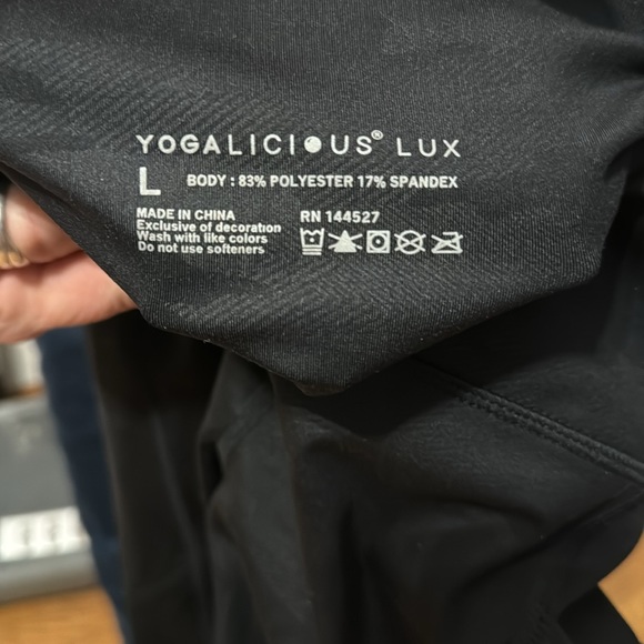 Yogalicious Lux Leggings - Picture 3 of 4